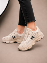 Sneakers Damă Bej Crem cu Talpă Groasă,din Piele Întoarsă Model Fashion Premium, Confortabili și Moderni,