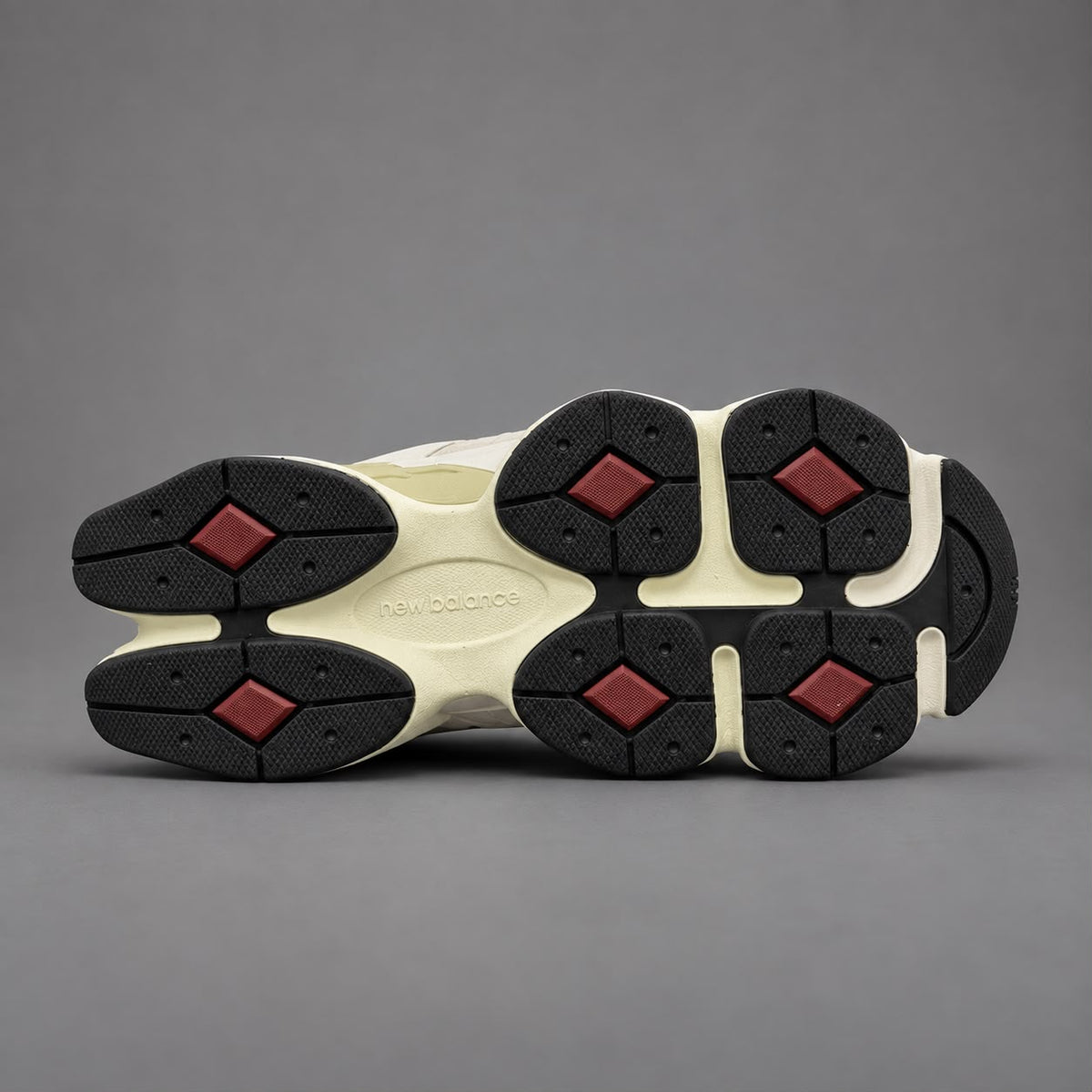 Sneakers Bărbați Crem & Gri – Design Urban Modern, Talpă Robustă și Detalii Contrastante