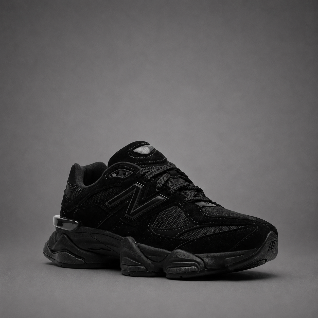 Sneakers Damă All Black – Design Urban Modern, Talpă Chunky și Detalii Ton pe Ton