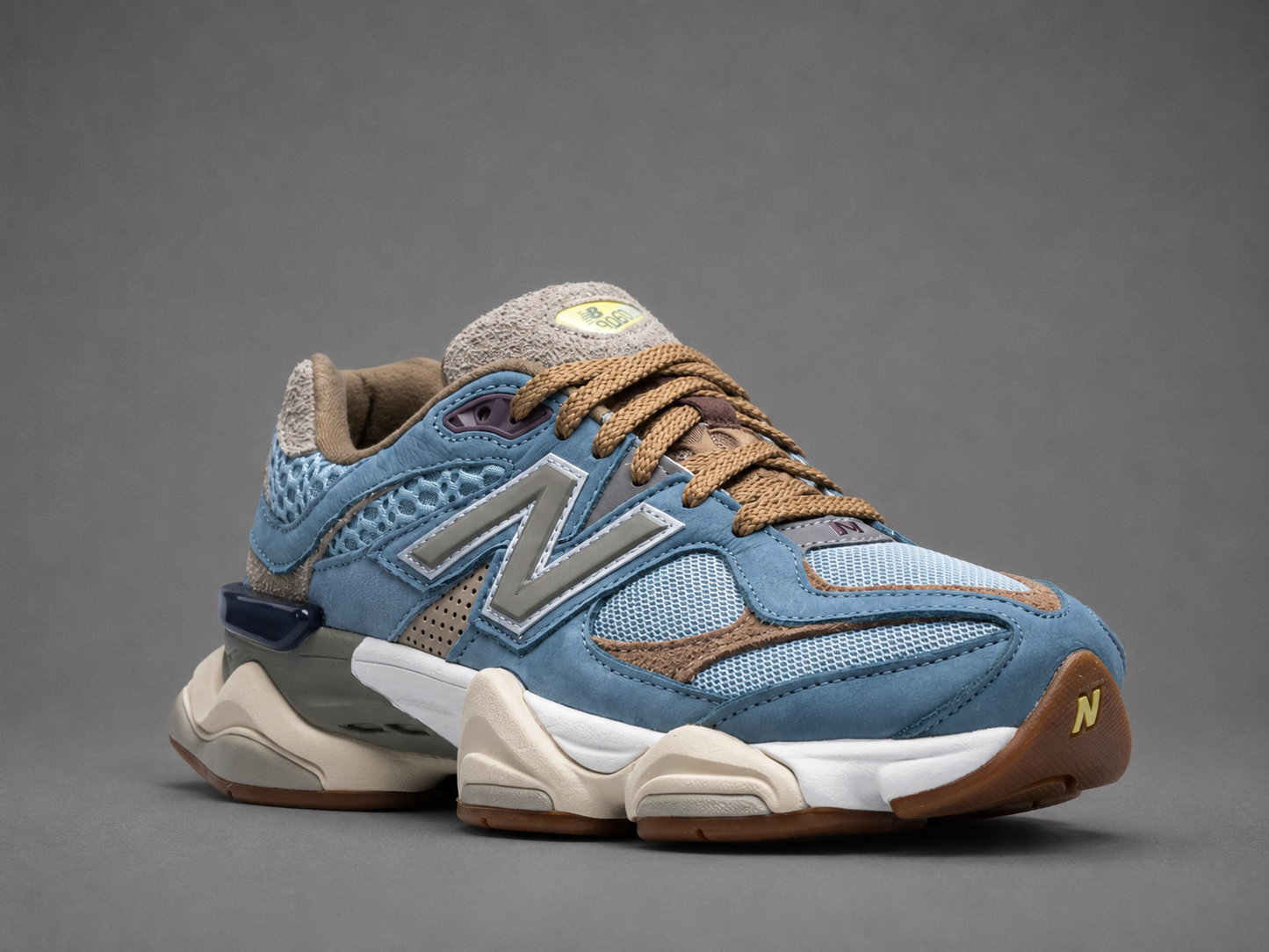 Sneakers Bărbați Sky Blue – Design Modern, Detalii Bej și Talpă Confortabilă cu Absorbție a Șocurilor