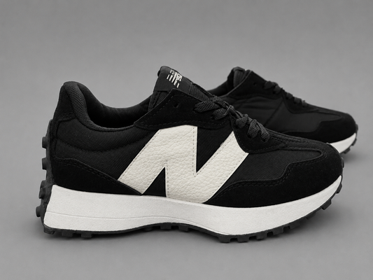 Sneakers damă negri cu logo alb – Confort și stil pentru fiecare zi
