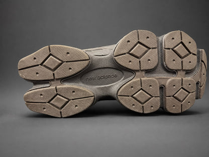 Sneakers Damă Mocha Grey – Design Urban Modern, Detalii Ton pe Ton și Talpă Confortabilă cu Absorbție a Șocurilor