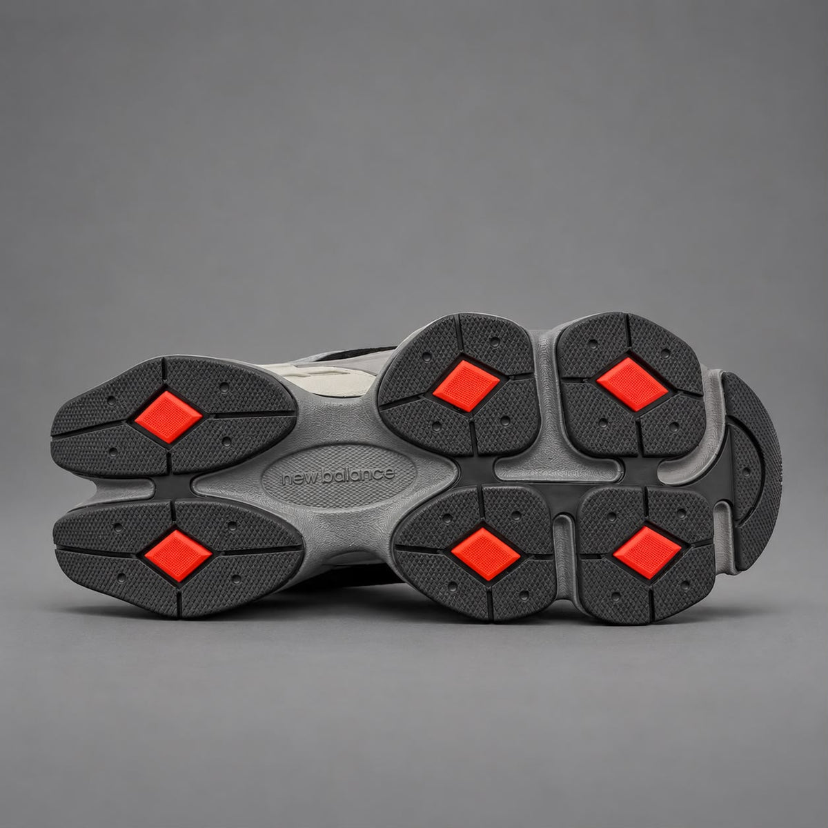 Sneakers Bărbați Negru & Gri – Design Urban Modern, Talpă Robustă și Detalii Contrastante
