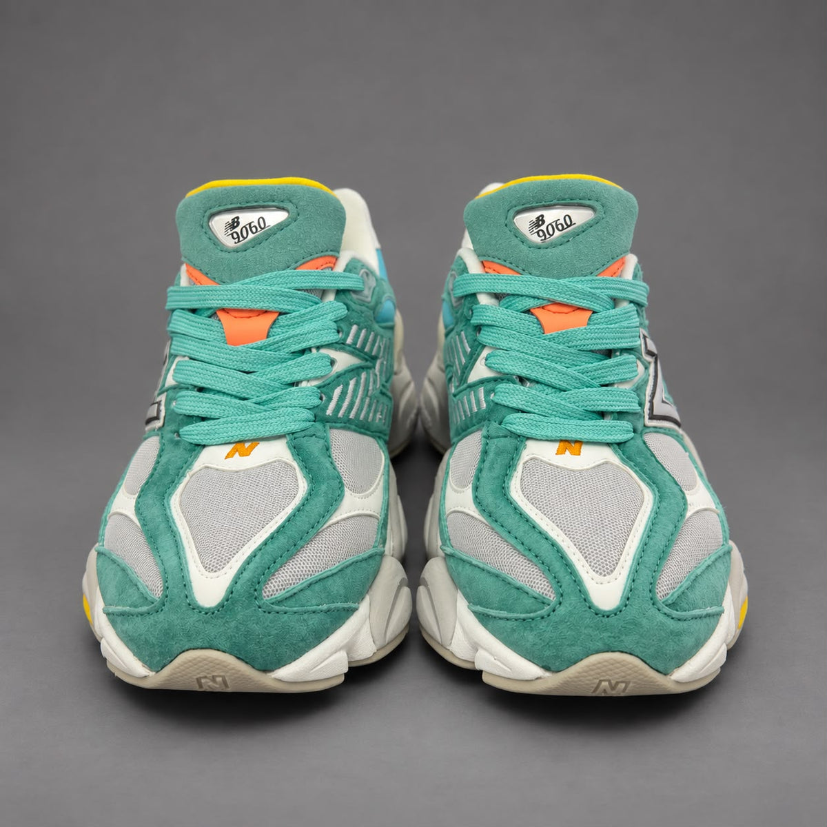 Sneakers Damă Verde & Alb – Design Urban Modern, Accente Galbene și Talpă Robustă