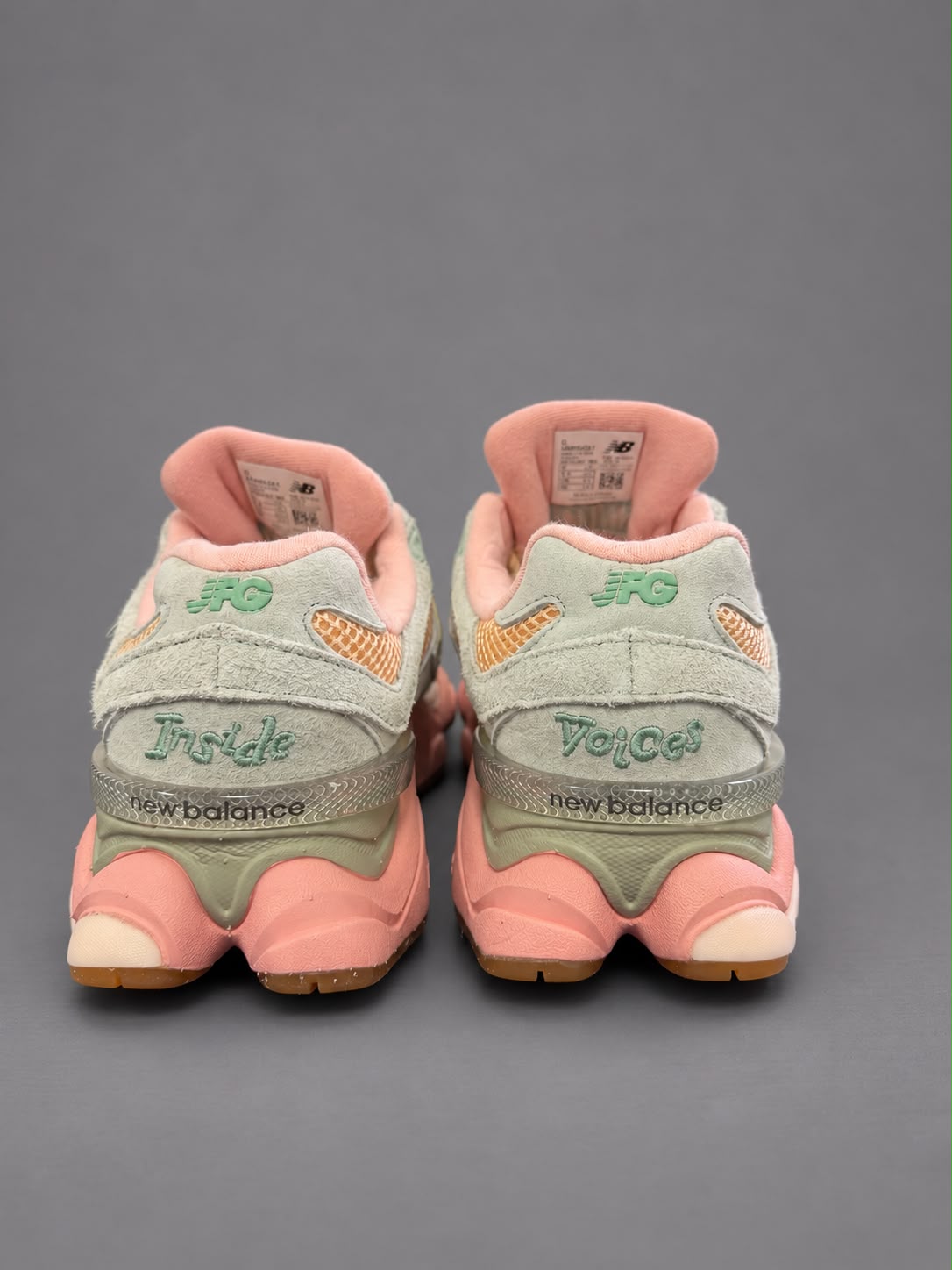 Sneakers Damă Verde Pastel & Roz – Design Urban Modern, Accente Aurii și Talpă Robustă